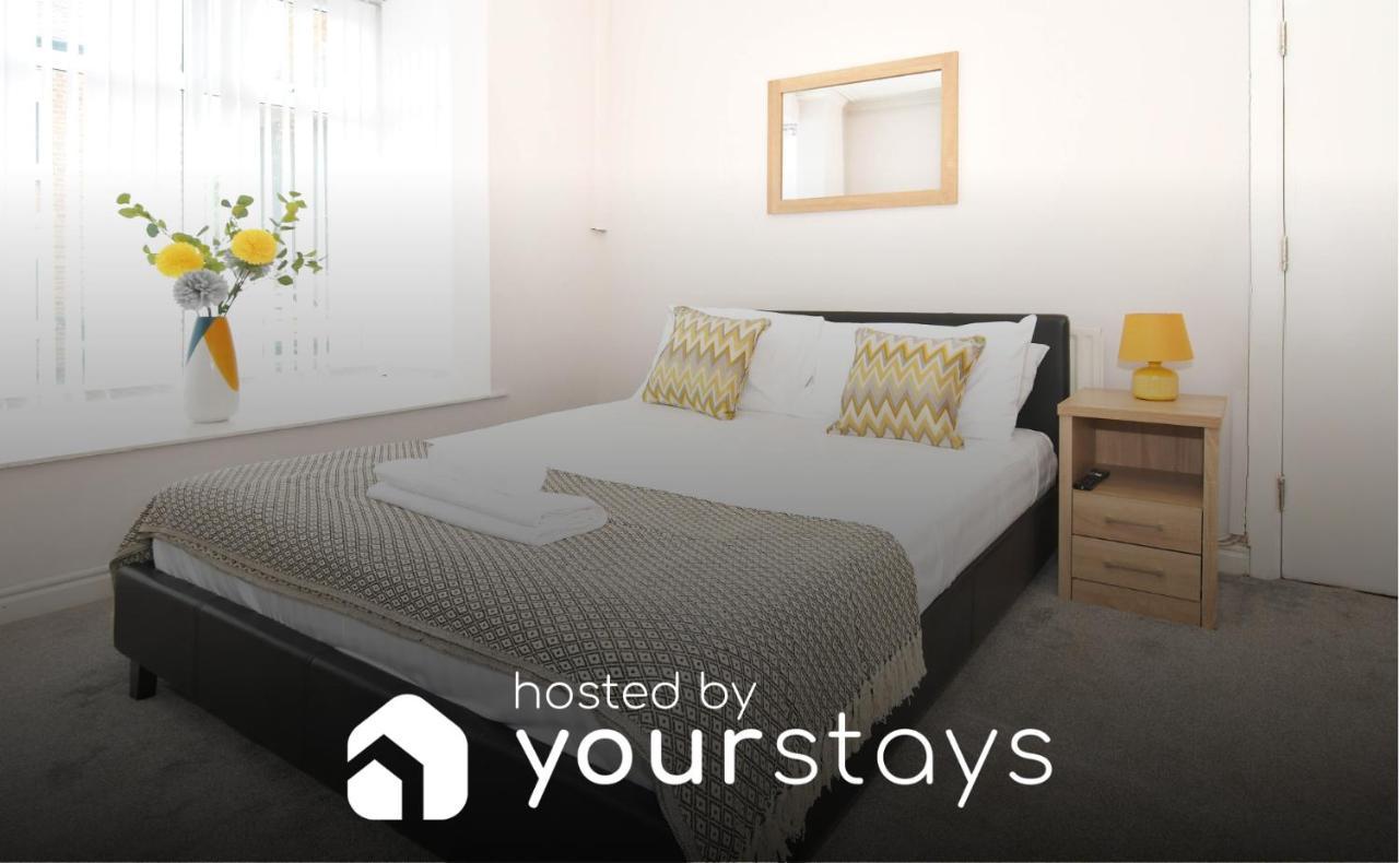 Wistaston House By Yourstays 5 Double Bedrooms And 2 Bathrooms, Great For Groups! Book Now! 克鲁 外观 照片